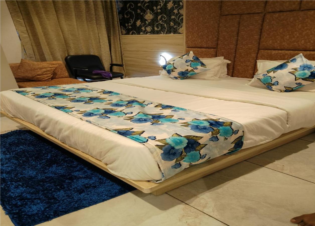 Hotel Lotus Villa Ahmedabad Eksteriør bilde