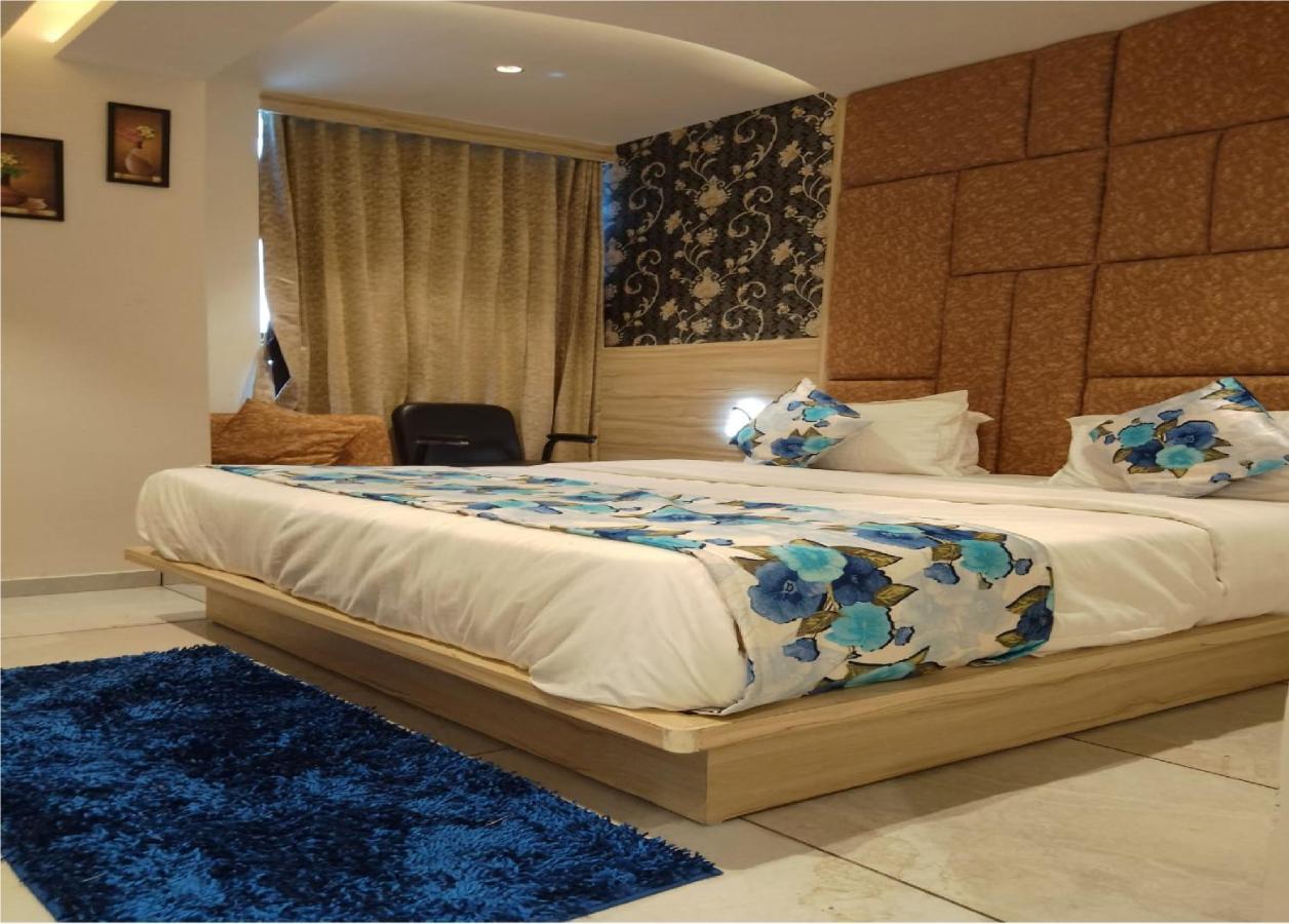 Hotel Lotus Villa Ahmedabad Eksteriør bilde